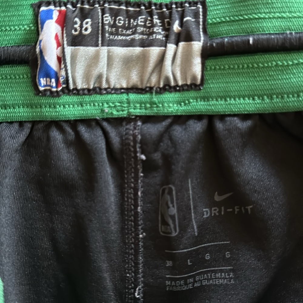 Celtics Nike 3rd jersey shorts, men’s Large, good condition - Picture 4 of 6